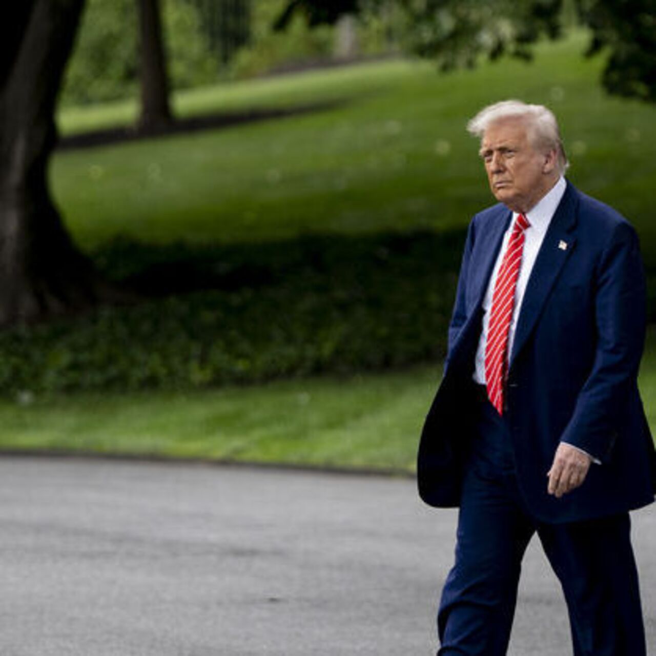 Trump'tan CBS'e dava: Zihinsel ızdırap yaşadı, itibarı zedelendi