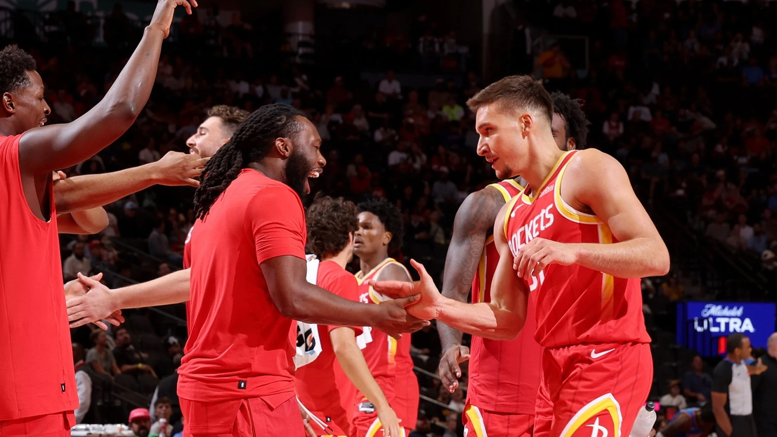 NBA'in Yıldızlarından Bogdanovic'in Avrupa'ya Dönme Düşüncesinde İki Takım Önde Ve Birisi Fenerbahçe