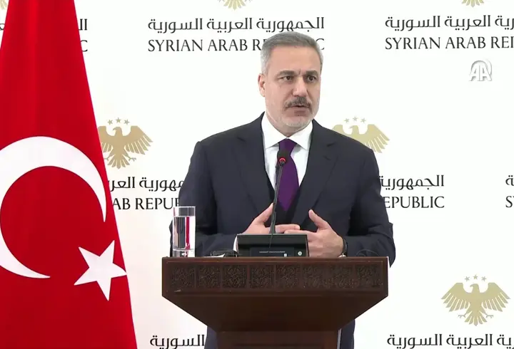 SON DAKİKA... Dışişleri Bakanı Hakan Fidan Şam'da: “SDG İsrail’le koordinasyon içinde”