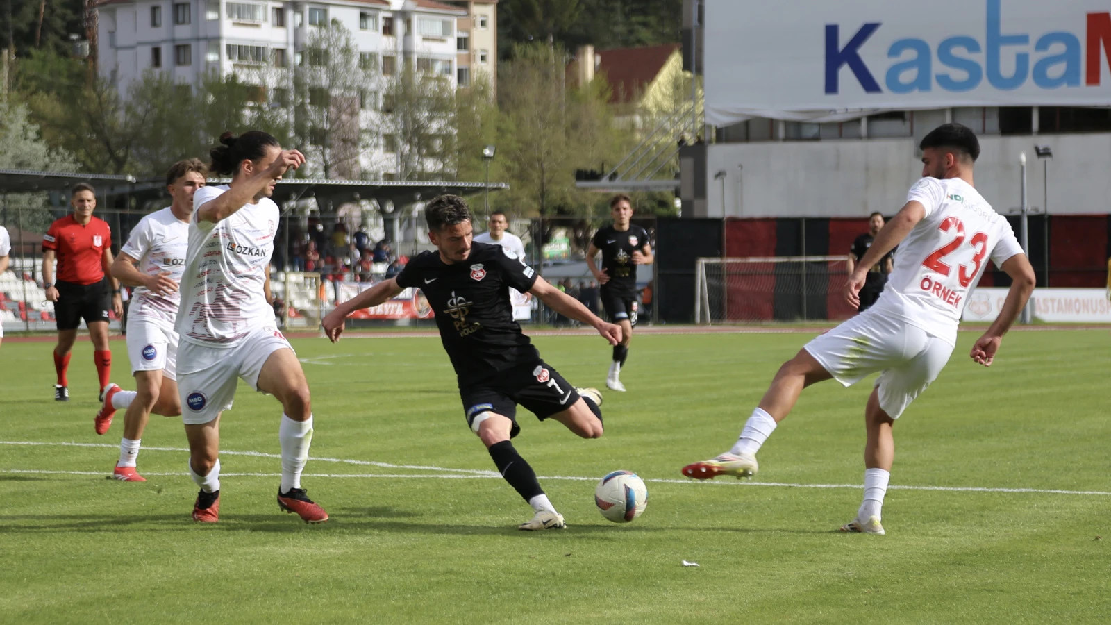 TFF 2. Lig: Kastamonuspor: 0 - Altınordu: 0