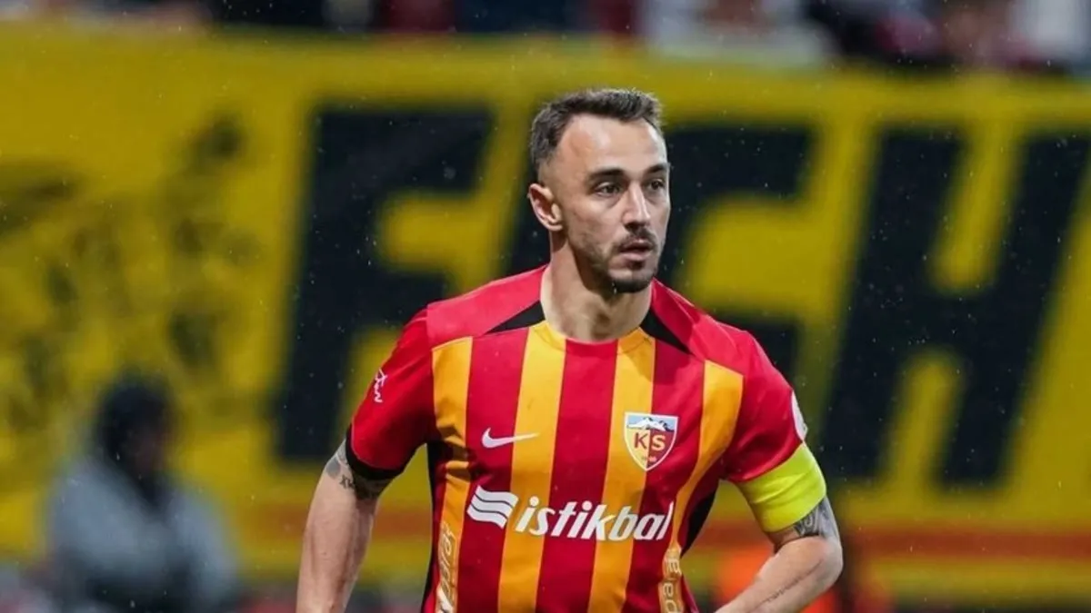 Trabzonspor Gökhan Sazdağı transferi için harekete geçti!