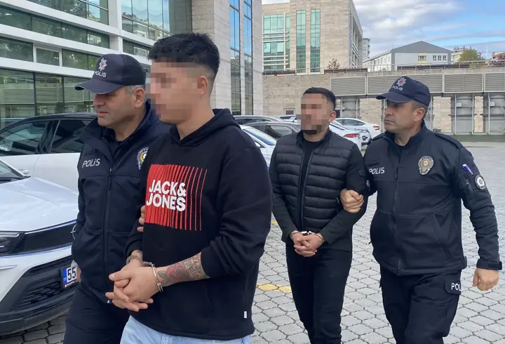 Darbettikleri arkadaşlarının telefonunu gasbettiler; 6 gözaltı