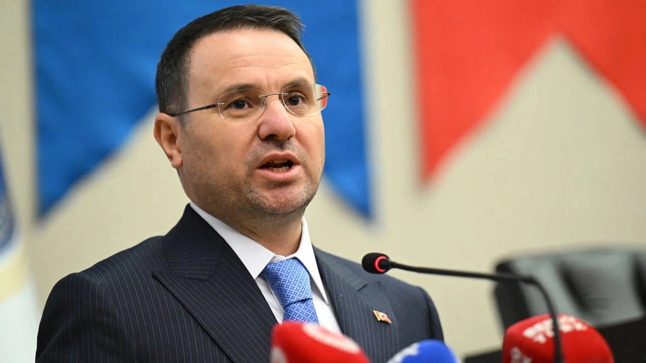 Bakan Gürlek: İzmir’de 3 Yıl Önce İşlenen Ömer Şenol Cinayeti Aydınlatıldı