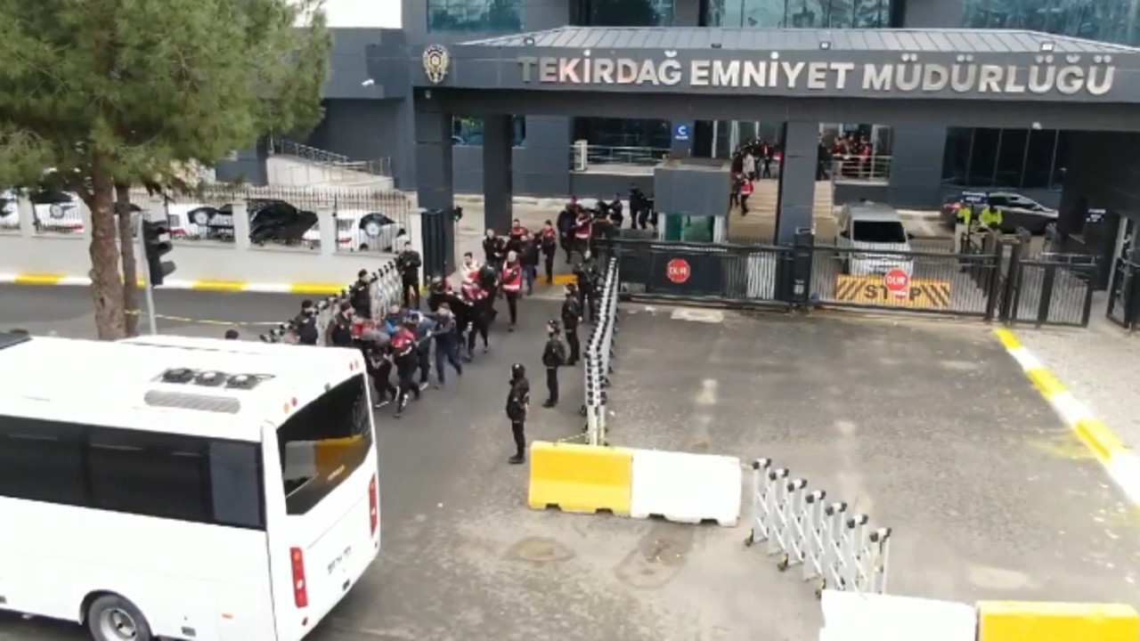 Bakan Yerlikaya: 'Vatandaşları dolandıran 28 şüpheli yakalandı'