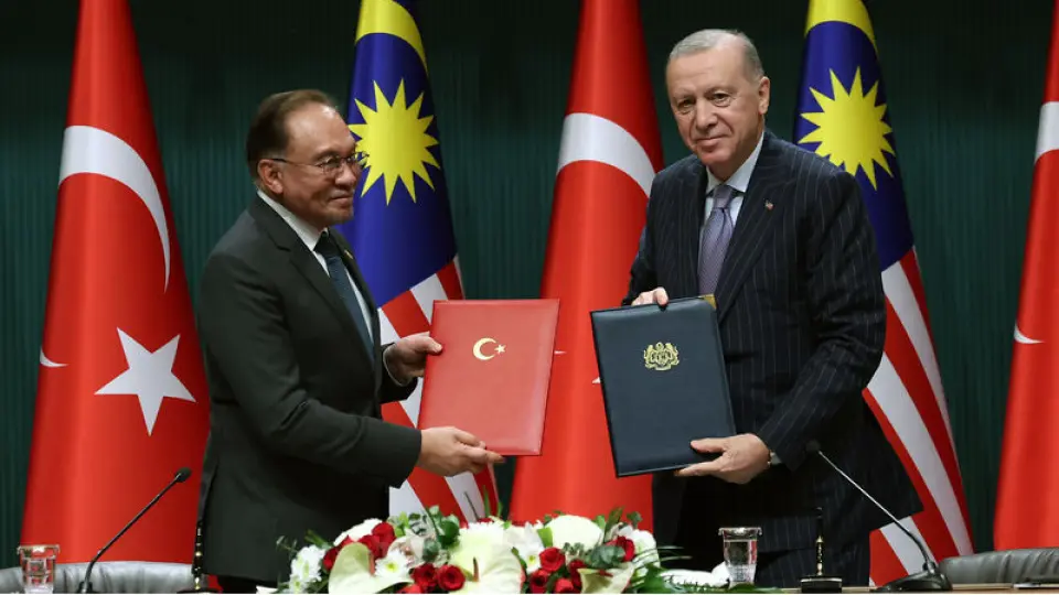 Erdoğan: Malezya ile yatırım ilişkilerimize ivme kazandırmak istiyoruz