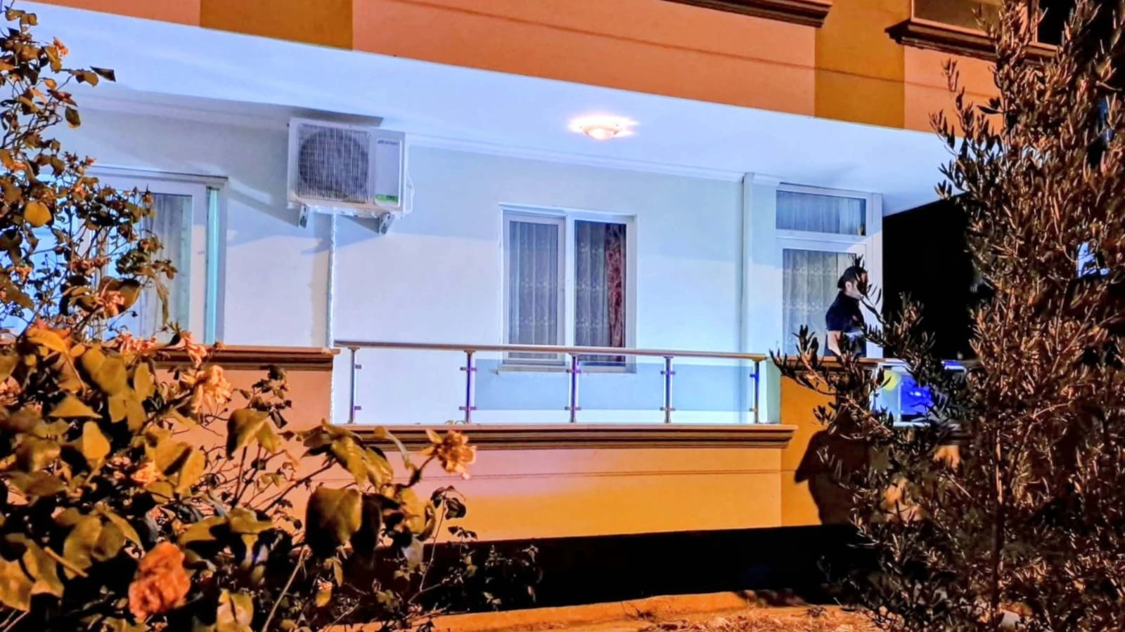 CHP'li belediye başkanının aile evine saldıranlar çocuk çıktı