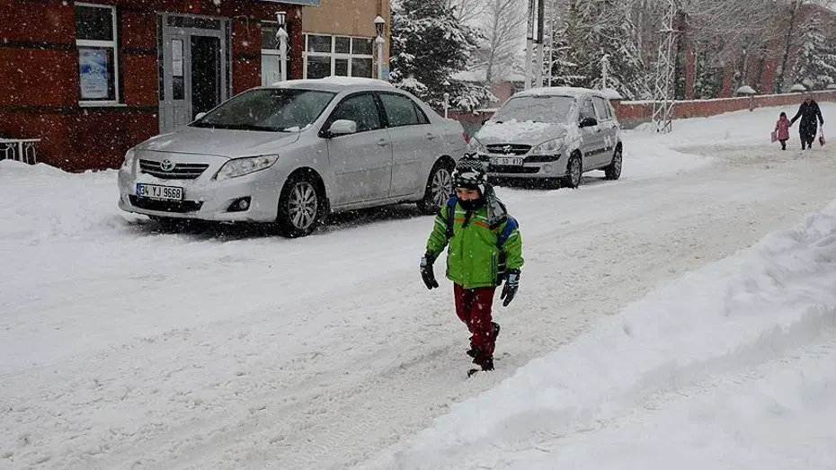 Bursa'da okullar tatil mi? Gözler Valilik açıklamasında