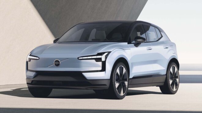 40 binden fazla Volvo EX30, yangın riski nedeniyle geri çağrılıyor