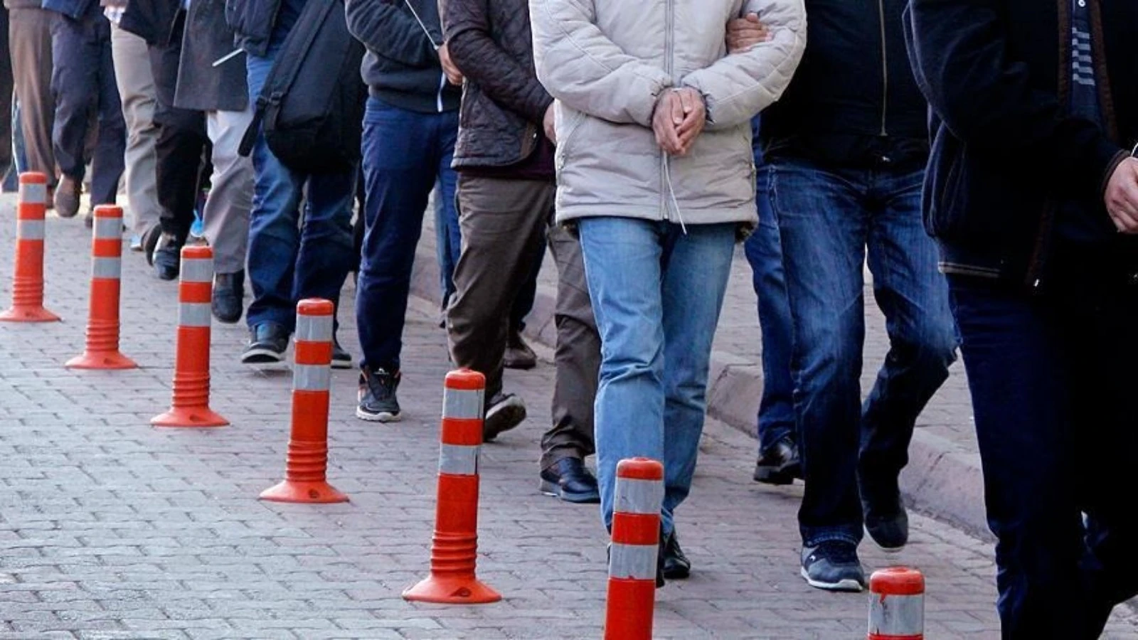 Trabzon merkezli 19 ilde 120 milyon TL'lik dolandırıcılık