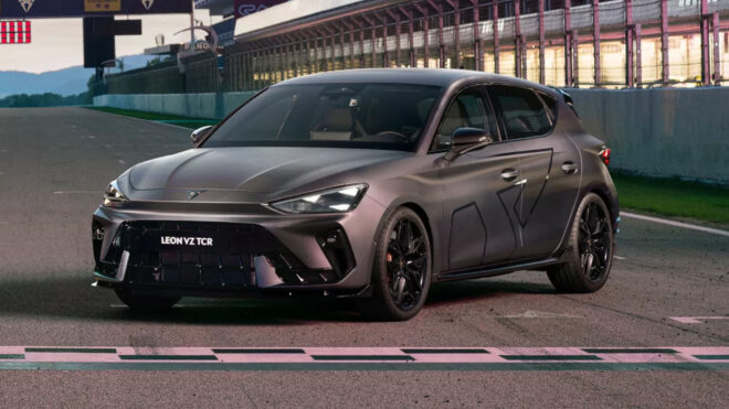 321 beygirlik Cupra Leon VZ TCR görücüye çıkarıldı