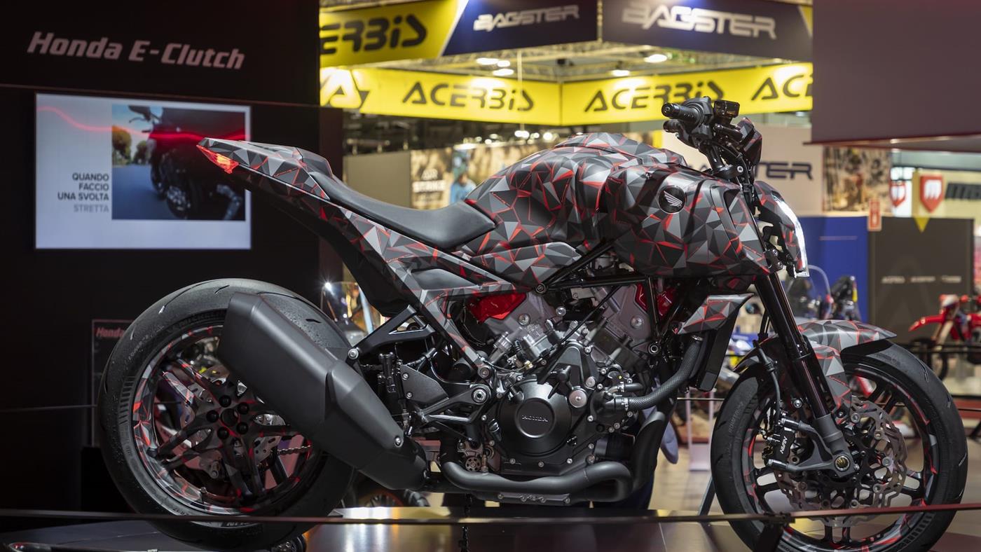 Honda, “benzersiz” elektrik kompresörlü V3R 900 prototipini tanıttı