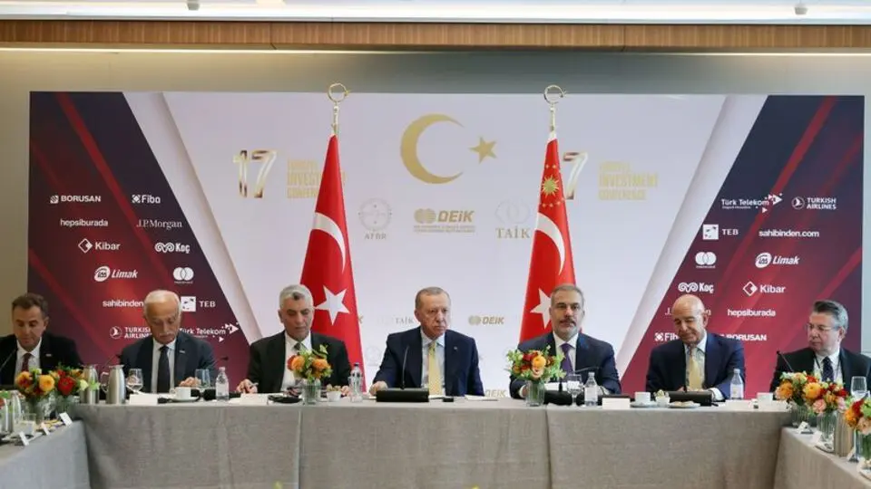 Erdoğan: ABD ile savunma sanayi işbirliğimiz kısıtlamalardan kurtulmalı