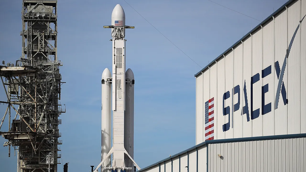 SpaceX piyasa değeri rekora koşuyor