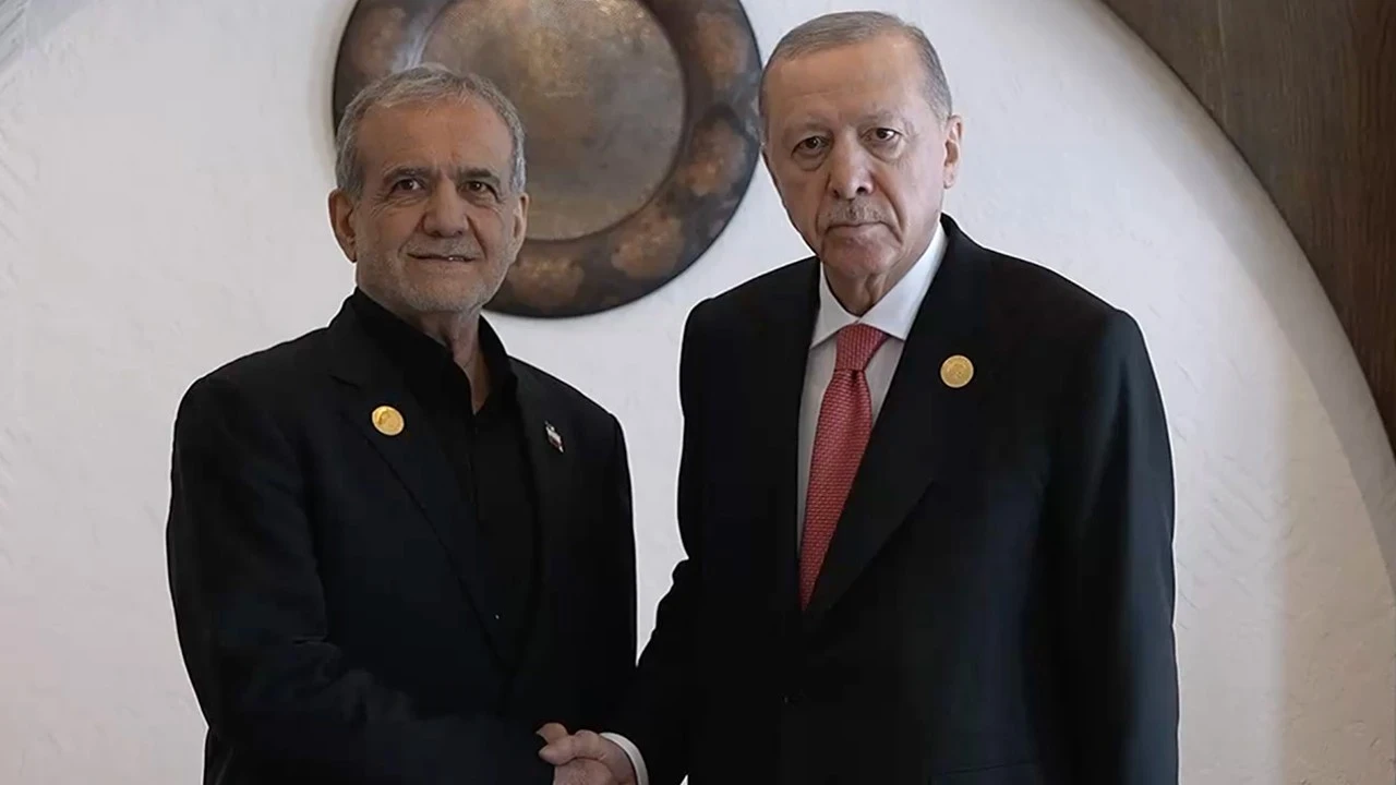 Cumhurbaşkanı Erdoğan, İran Cumhurbaşkanı Pezeşkiyan ile görüştü