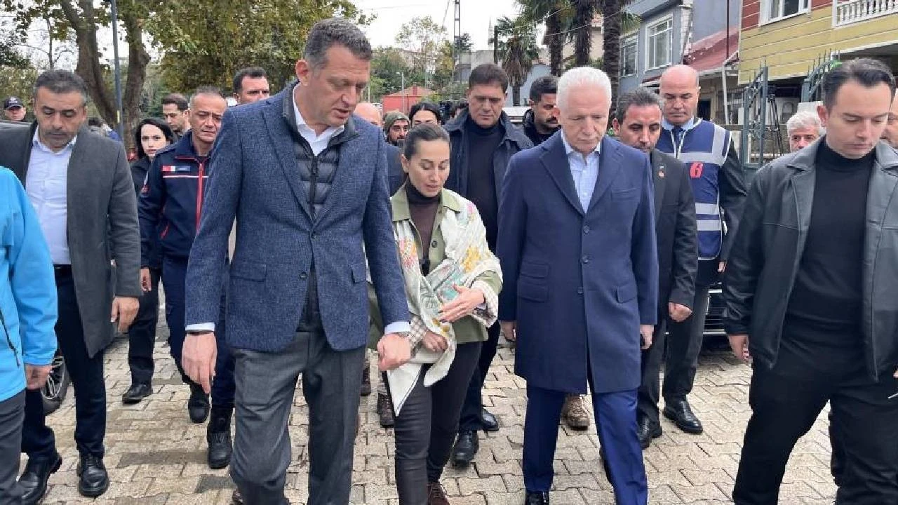 Vali Gül: Bu Cumartesi - Pazar Hemşerilerimizin Evlerinde Dinlenmelerini İstirham Ediyoruz