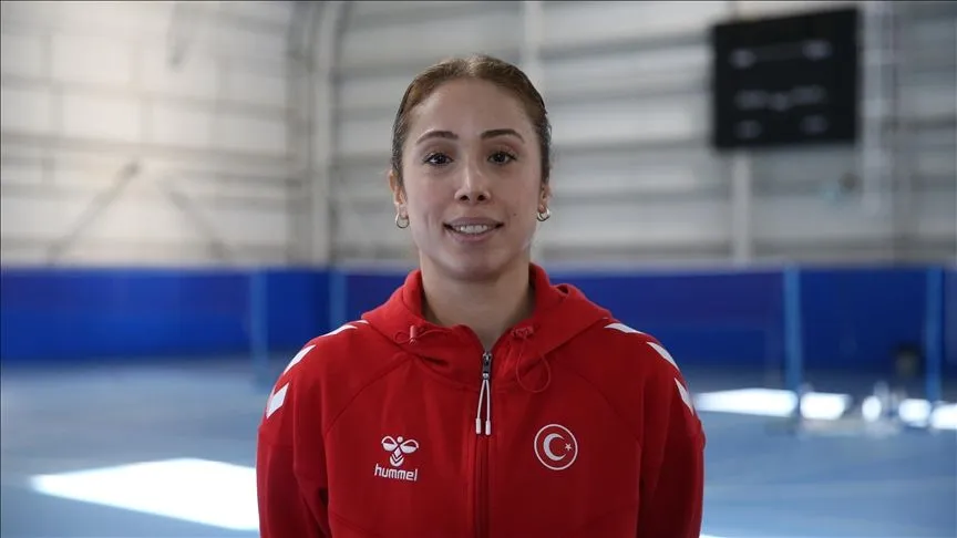 Milli badmintoncu Özge'nin hedefi Türkiye'ye yeni madalyalar kazandırmak