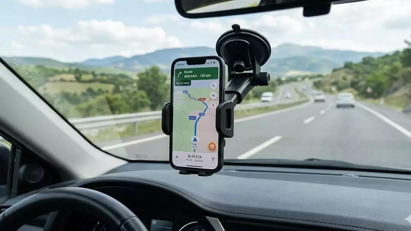 Araçlarda telefon tutucu ve koku yasağı hakkında resmi açıklama geldi