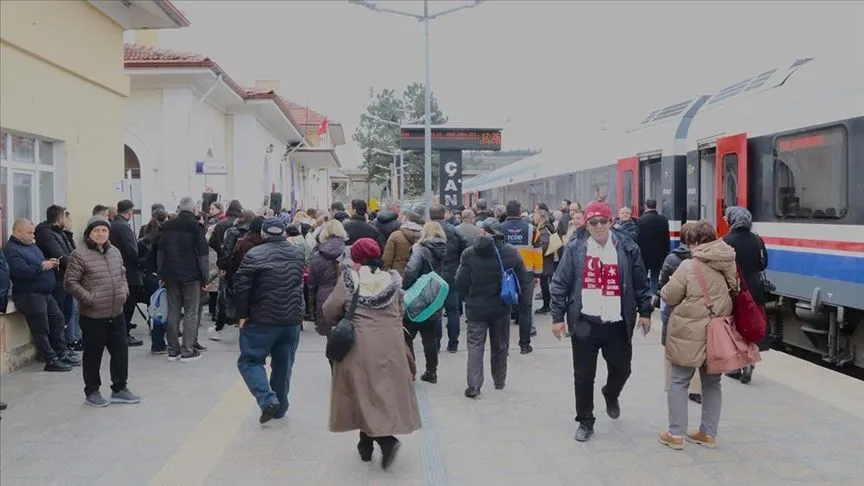 Turistik Tuz Ekspresi, yeni sezonun ilk seferinde Çankırı'ya geldi