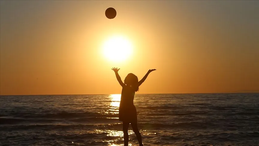 Ege'de turizm ara tatil ve bayramla hızlanıyor