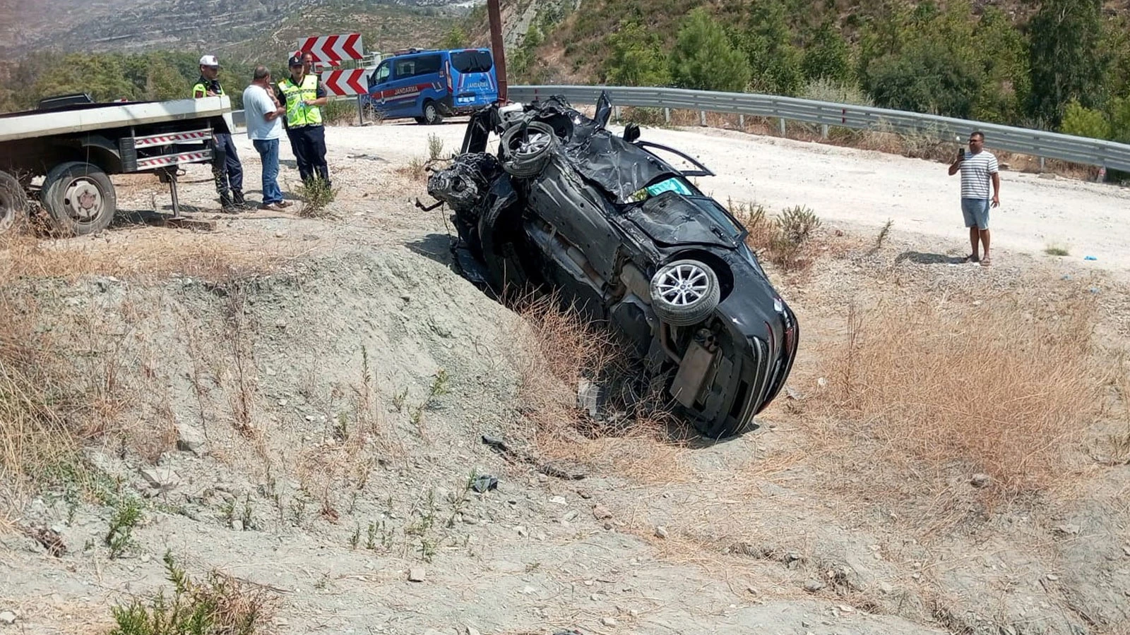 Konya-Antalya yolunda korkunç kaza! Ölü ve yaralı var