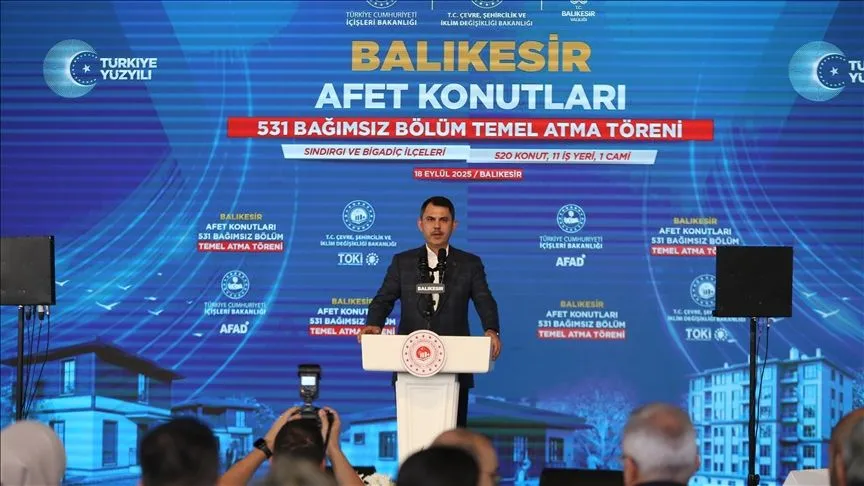 Balıkesir'in Sındırgı ilçesinde kalıcı deprem konutlarının temeli atıldı