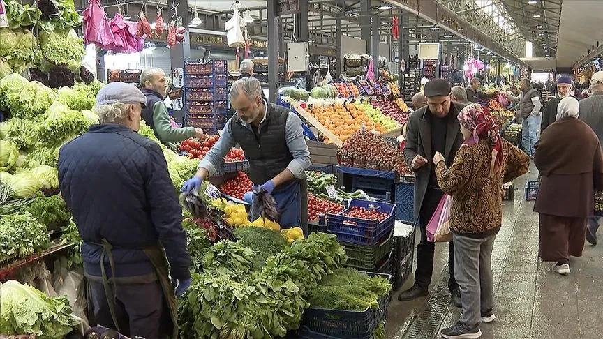 Boykot çağrısına rağmen marketlerde hareketlilik sürüyor