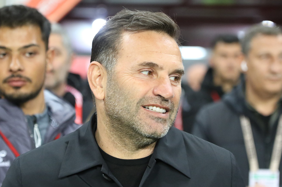 Okan Buruk: "Hakemin kendini sorgulaması gerekiyor"