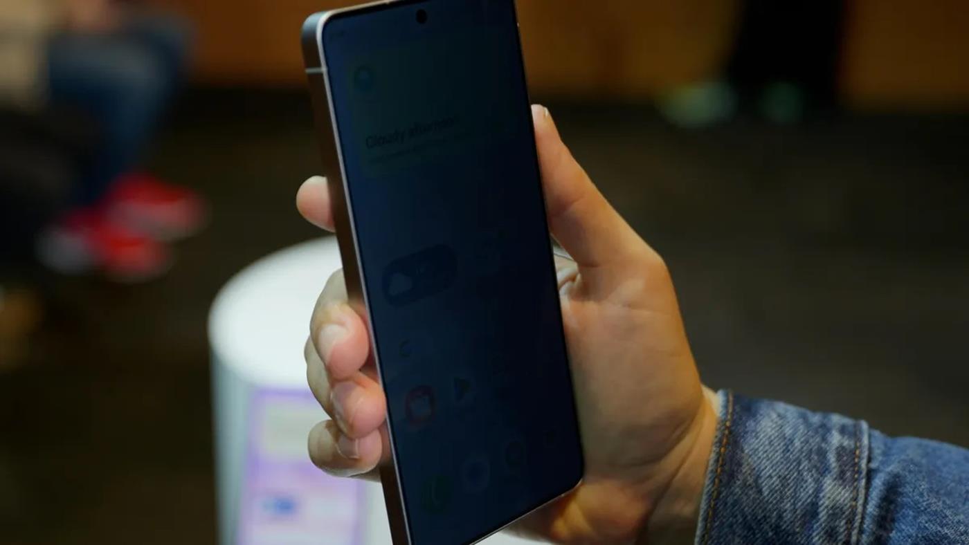 Galaxy S26 Ultra'nın ekran sorunlarını çözecek güncelleme yolda