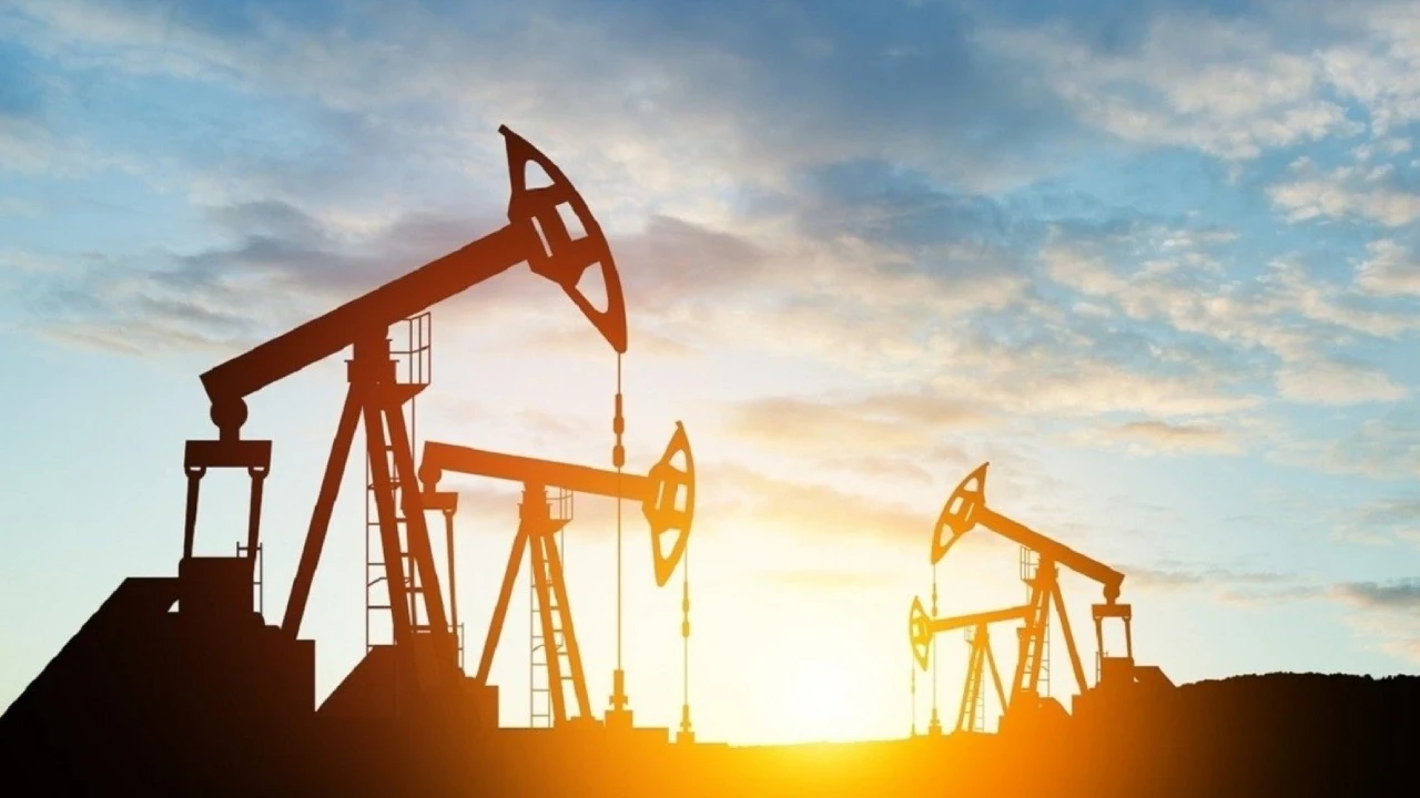 Ateşkes uzadı ama kriz bitmedi: Petrol yüksek kaldı