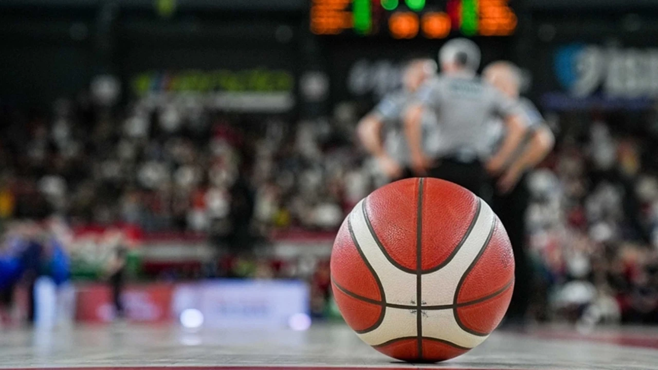 Anadolu Efes Paris maçı ne zaman, saat kaçta, hangi kanalda?