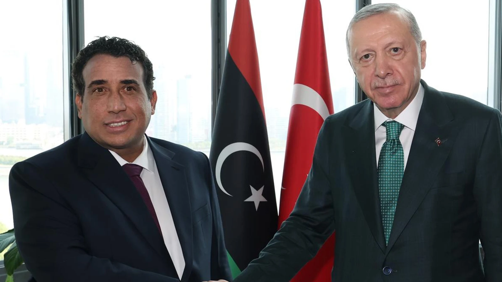Cumhurbaşkanı Erdoğan, Libya Başkanlık Konseyi Başkanı Yunus el-Menfi ile görüştü