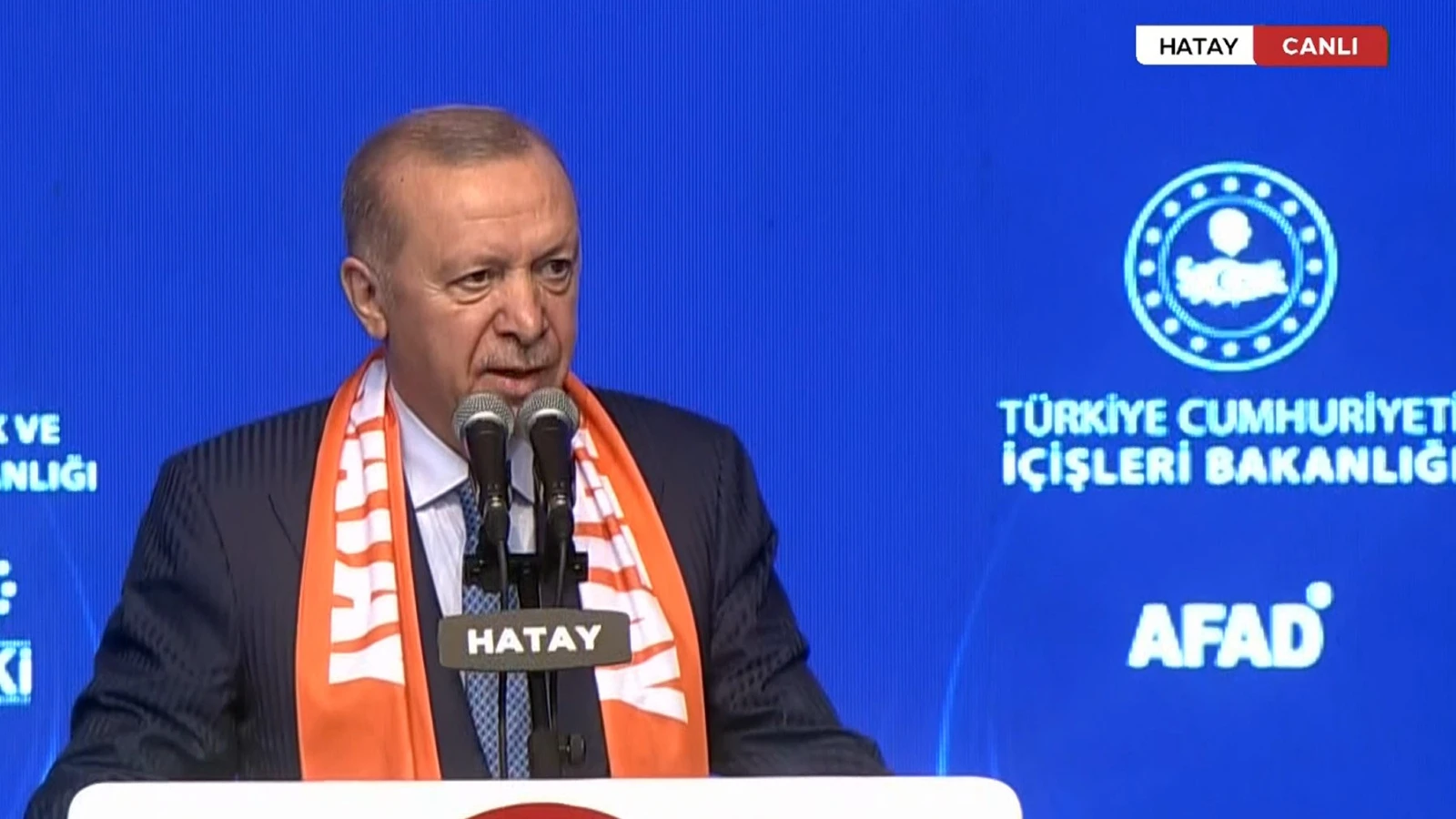 Cumhurbaşkanı Erdoğan: Sizi asla yalnız bırakmayacağız