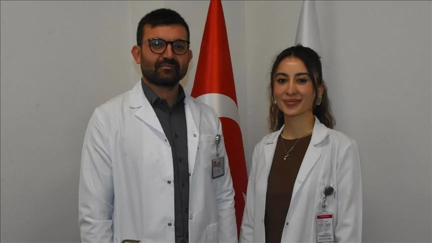 Yolları tıp fakültesinde kesişen doktor çift, ilçe devlet hastanesinde "sevgiyle" görev yapıyor