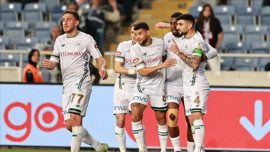 Konyaspor 7 deplasman maçı sonrası galibiyete ulaştı