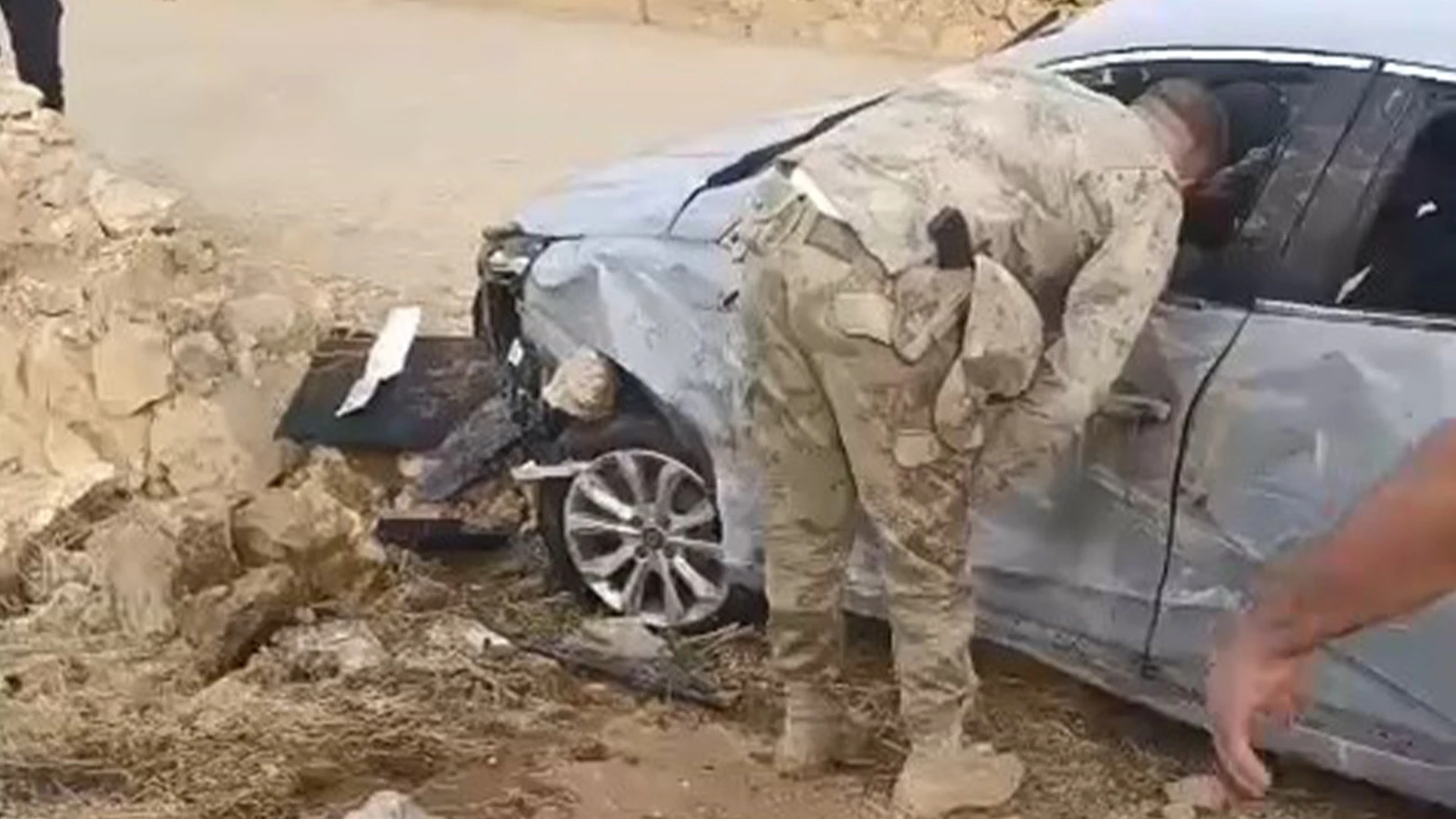 Mardin'de Feci Kaza! Otomobil Su Kanalına Uçtu: 4’ü Çocuk, 6 Ölü