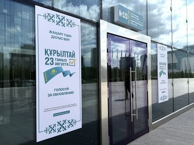 Kazakistan'da halk yarın tek meclisli Kurultay'ın ilk üyelerini belirleyecek