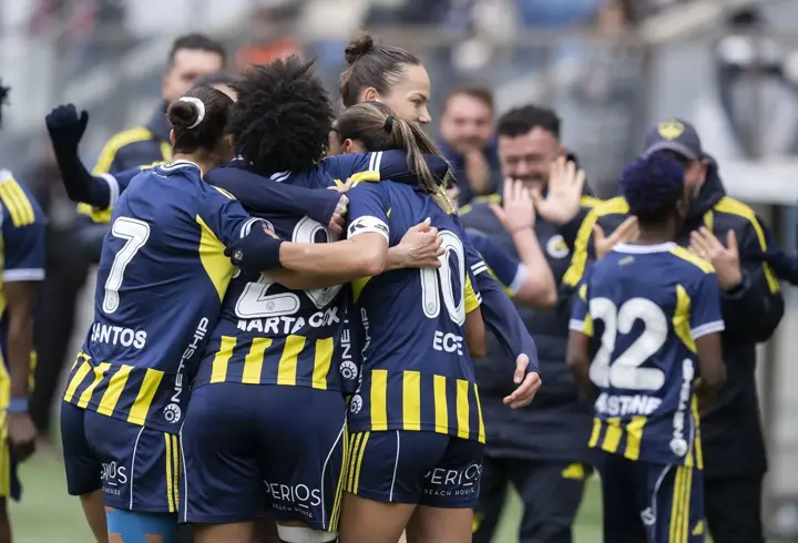 Lider Fenerbahçe, zorlu ABB FOMGET deplasmanından puanla ayrıldı