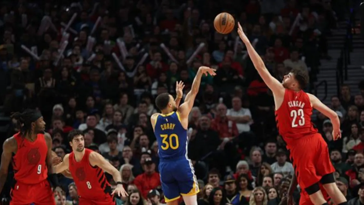 NBA'de Blazers, Stephen Curry'nin 48 sayısına rağmen Warriors'ı yendi!