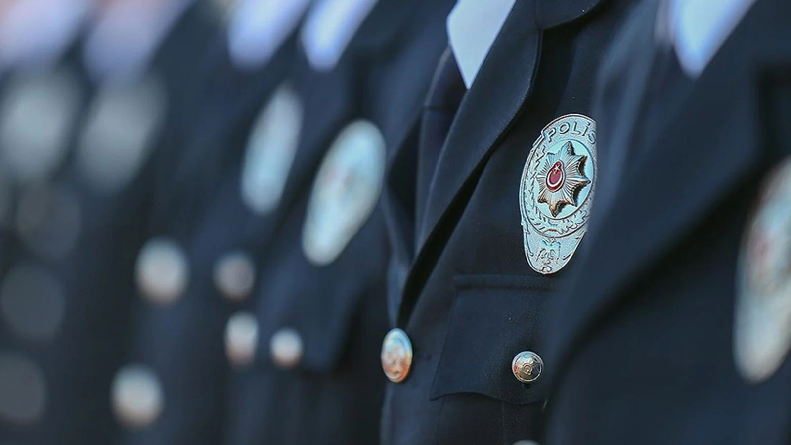 Emniyet Genel Müdürlüğü: Polis memuru beylik tabancasıyla yaşamına son verdi