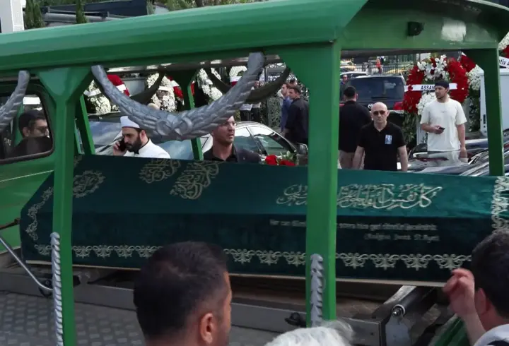 İstanbul - İş insanı Asım Kibar son yolculuğuna uğurlandı