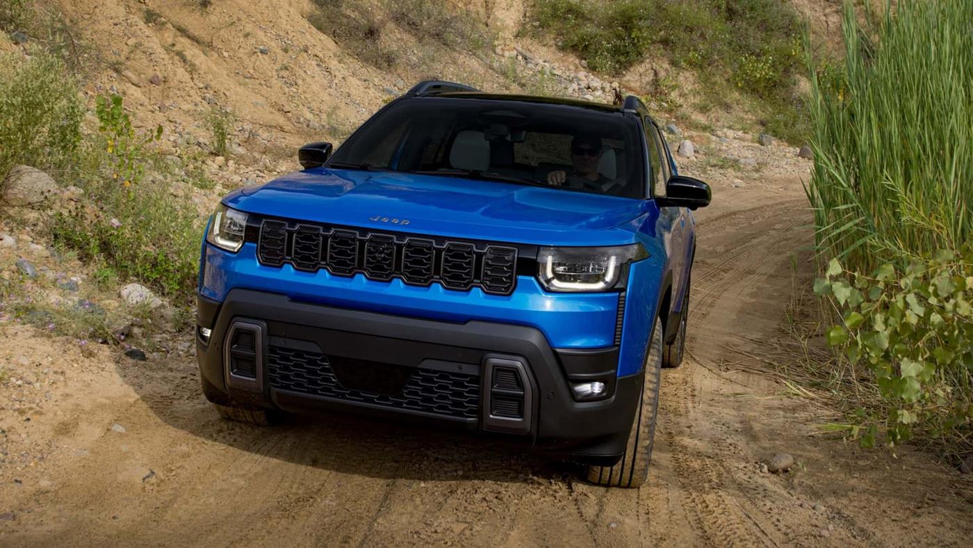 2026 Jeep Cherokee, yeni teknolojileri ve hibrit motoruyla tanıtıldı