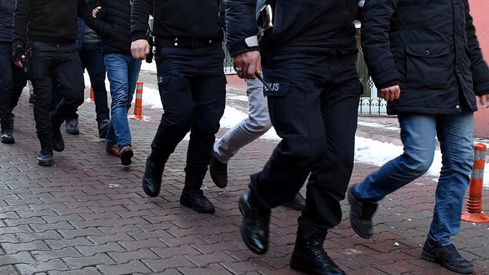 ‘Casperler’ suç örgütüne operasyonda 8 şüpheli tutuklandı
