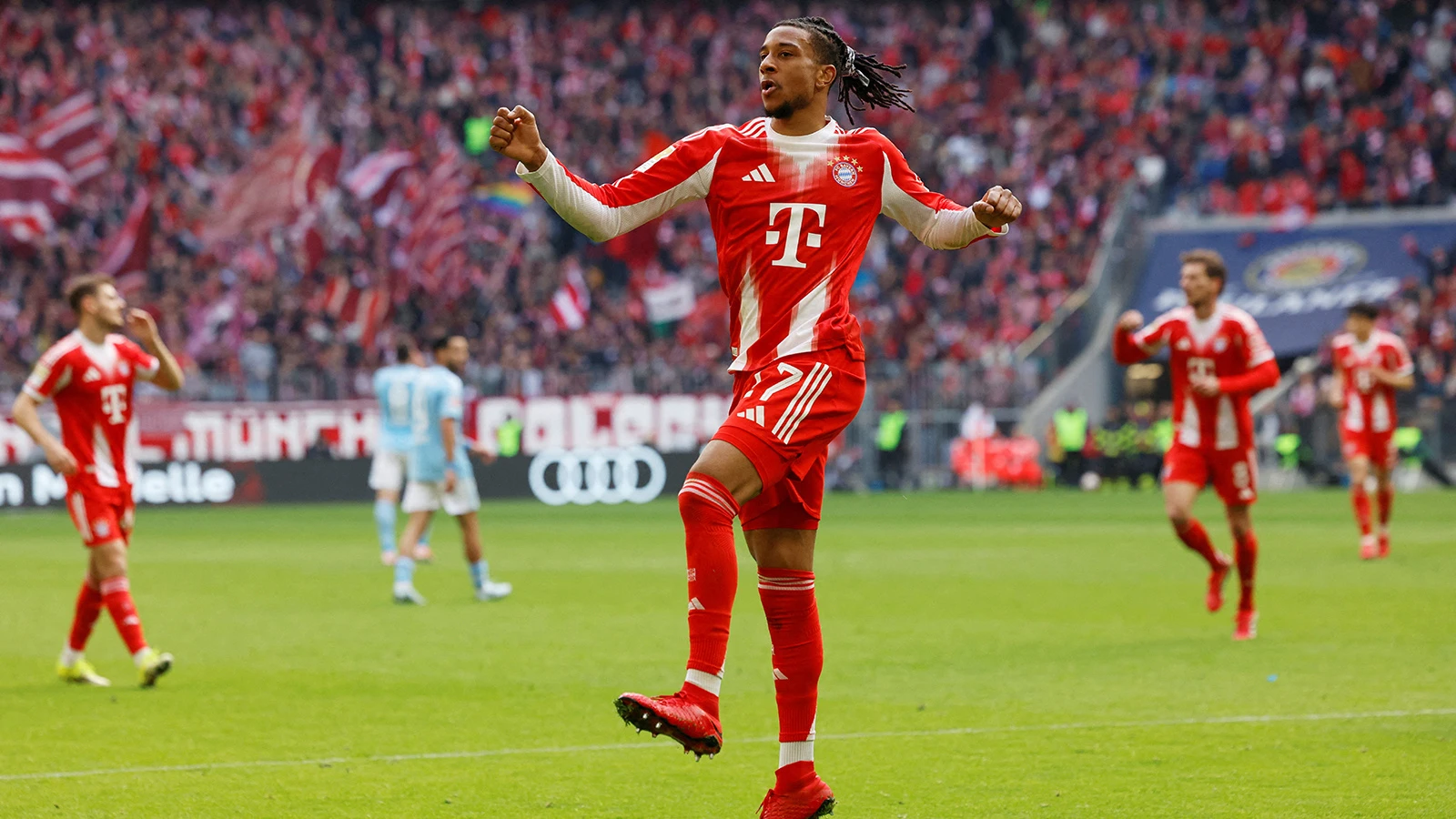 Bayern Münih şampiyonluğa koşuyor: 4 gollü galibiyet