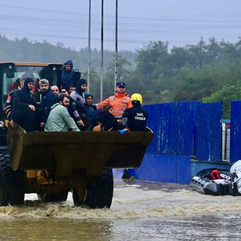 Sağanak Yağış: İstanbul Dahil Beş İle Turuncu Kodlu Uyarı