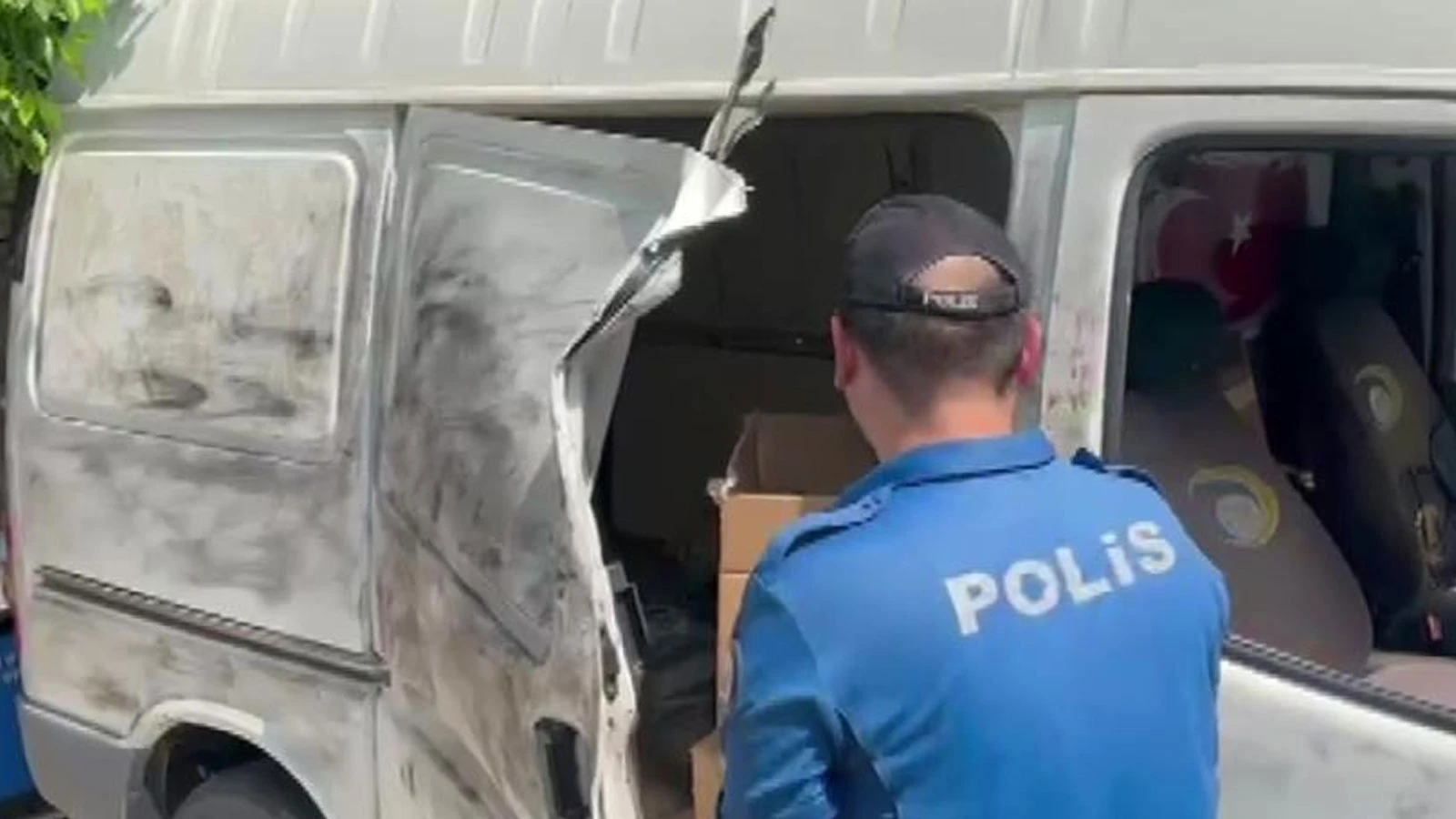 Hapisteki kardeşinin aracını uyuşturucu deposu yaptı: 31 bin 625 hap ele geçirildi