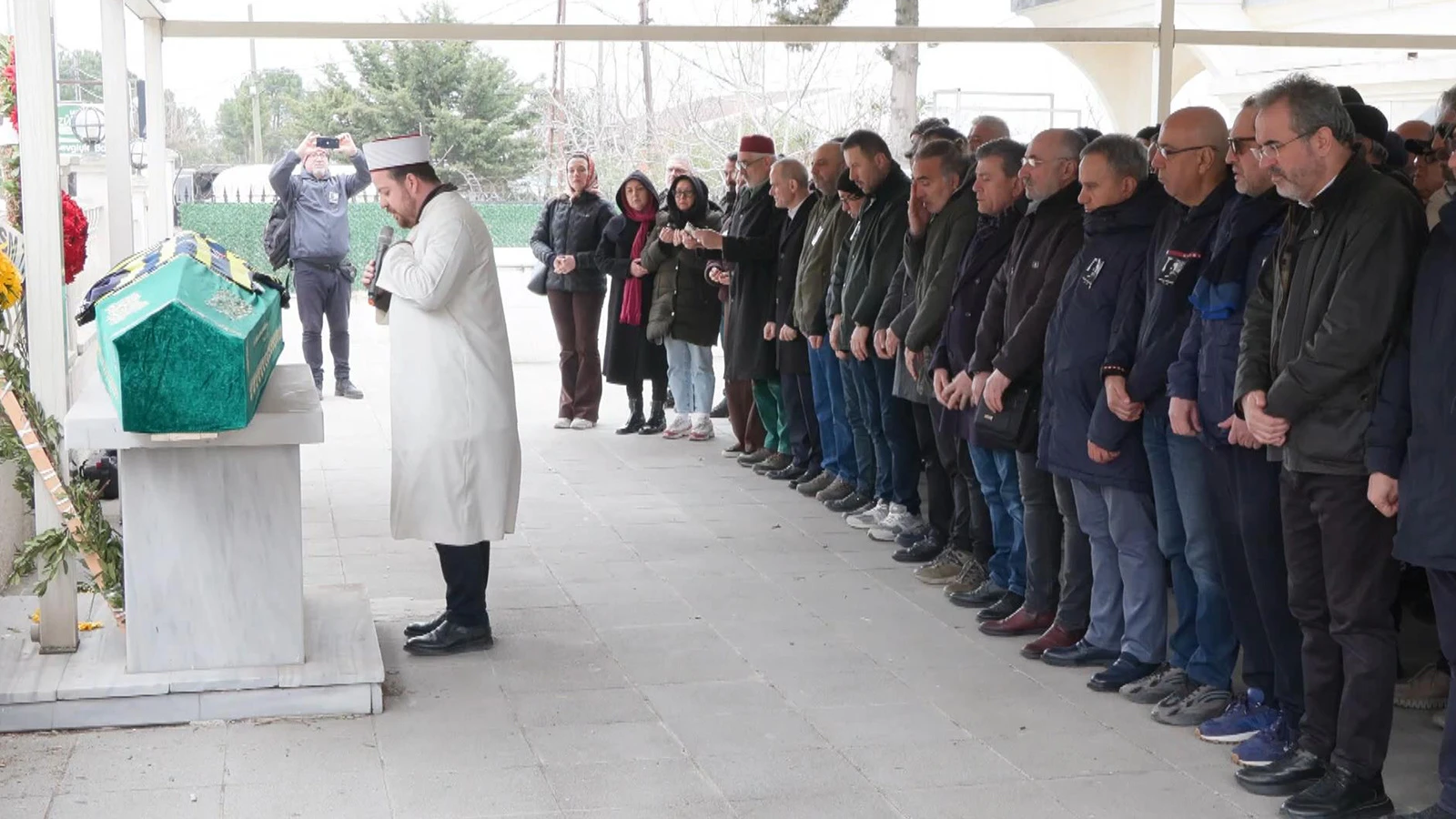 Gazeteci Murat Keklikçi son yolculuğuna uğurlandı