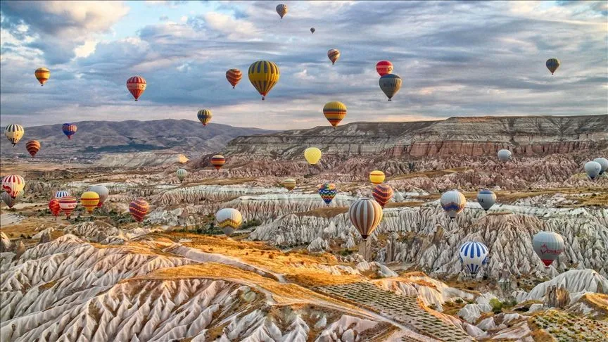 Türk yapımı sıcak hava balonlarına 11 ülkeden talep geldi