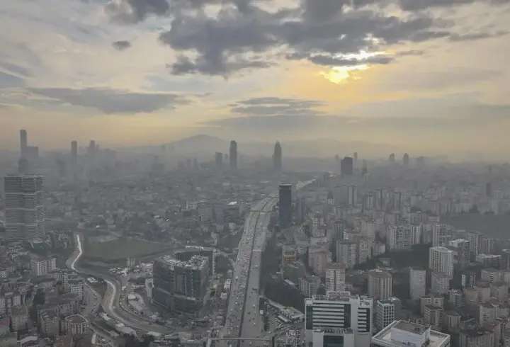 İstanbul'da Hava Kirliliği Arttı: İşte Listenin Zirvesindeki İlçe