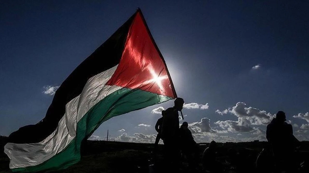 Pakistan'da Filistin'e destek eylemi: Dükkanları kapattılar