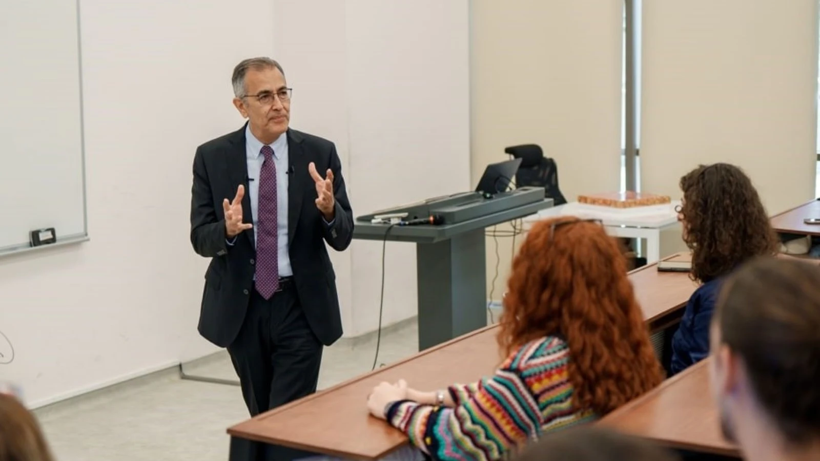 Prof. Dr. Adnan Yüksel: Tercih yaparken akredite olan üniversiteleri seçin!